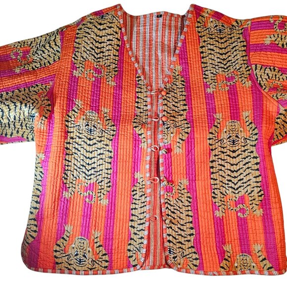 Artisan-made quilted Tiger jacket, reversible, 100 % cotton, ships from USA, - Picture 2 of 15